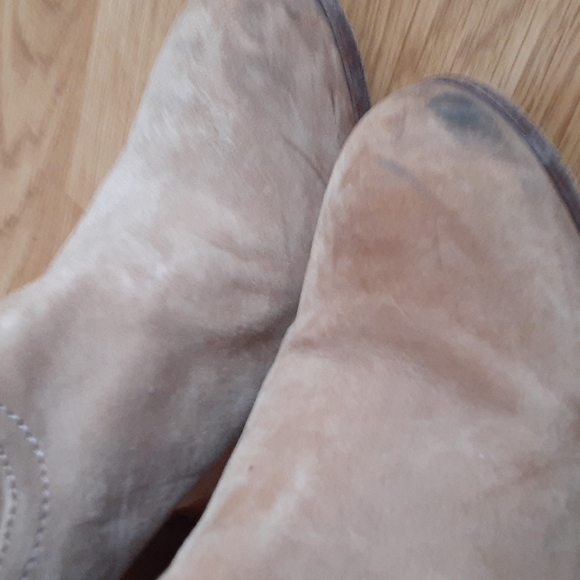 FRYE Mirabelle Short Suede Boots Size 7.5M - Picture 3 of 12